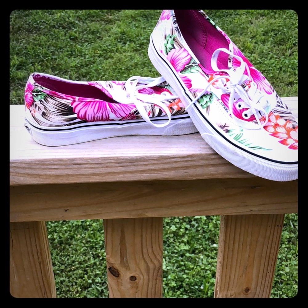 Vans size 9 women’s floral